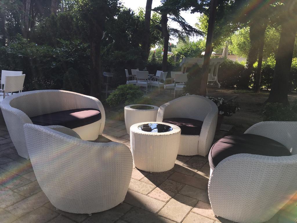 קרביה Hotel Plutone מראה חיצוני תמונה